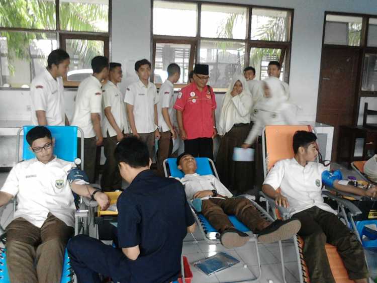 AYO DONOR DARAH DI PMI KABUPATEN JEMBER