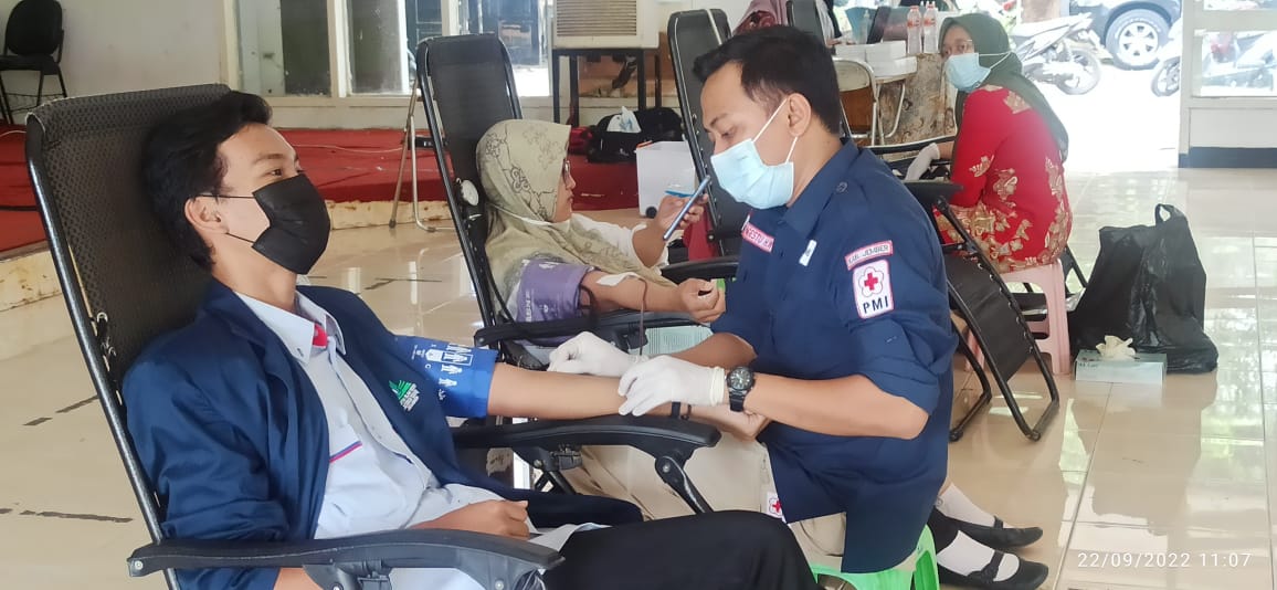Kolaborasi Gelar Donor Darah Dan Pemerikasaan Gula Darah Gratis  