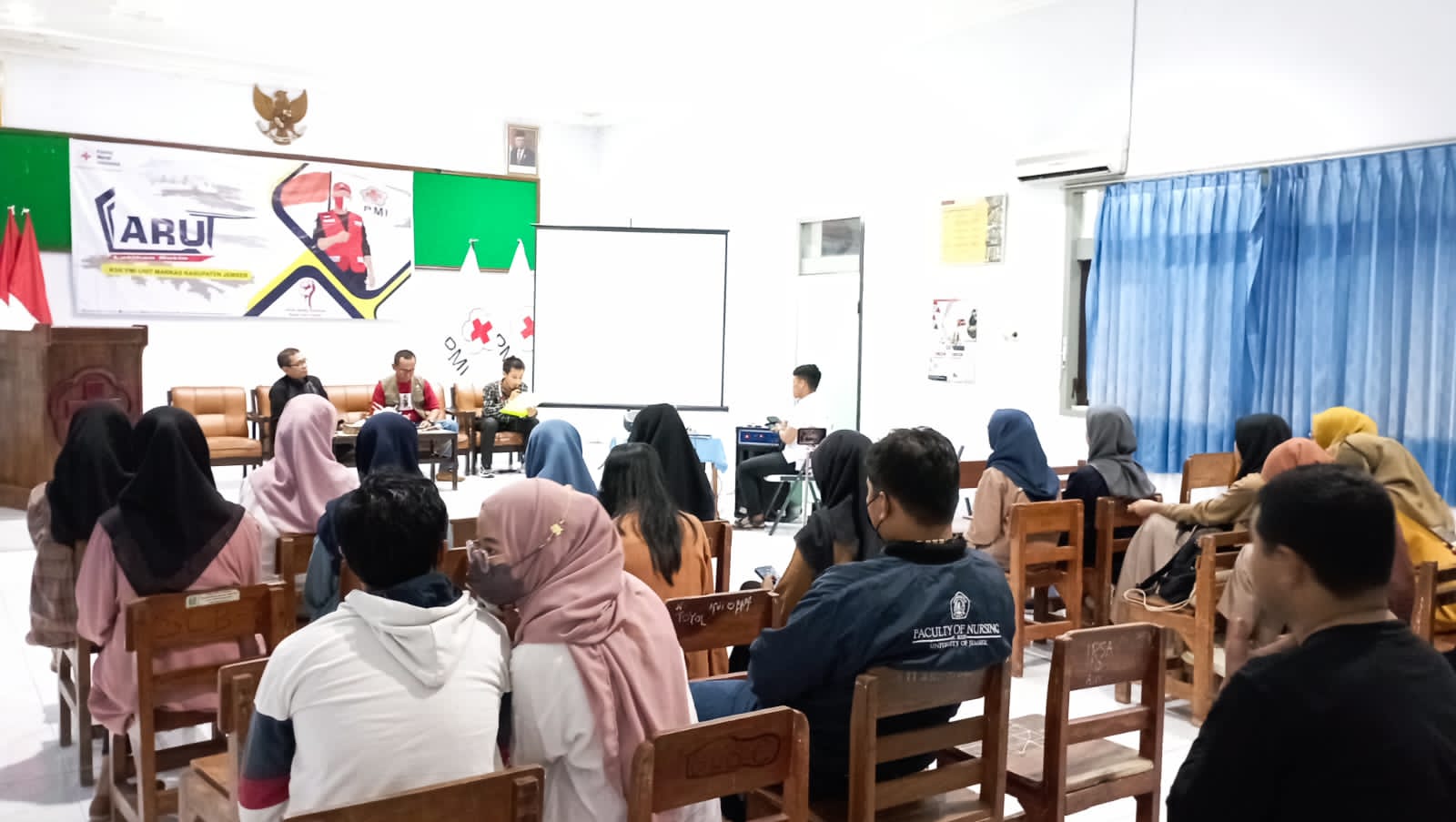 Latihan Rutin Spesial Ramadhan, KSR PMI Unit Markas Kabupaten Jember, Ngabuburit Sambil Belajar, Kembangkan Potensi Diri Dengan Materi Dan Implementasi