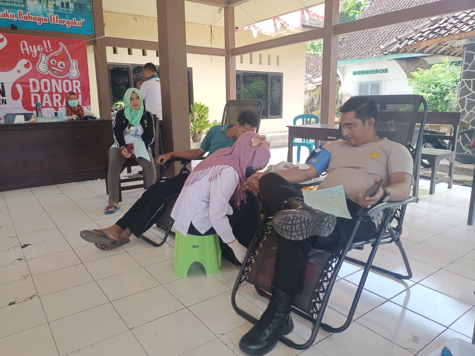 Warga Desa Tetangga Ikut Aktif Donor Darah Di Kampung Donor Karang Duren Balung