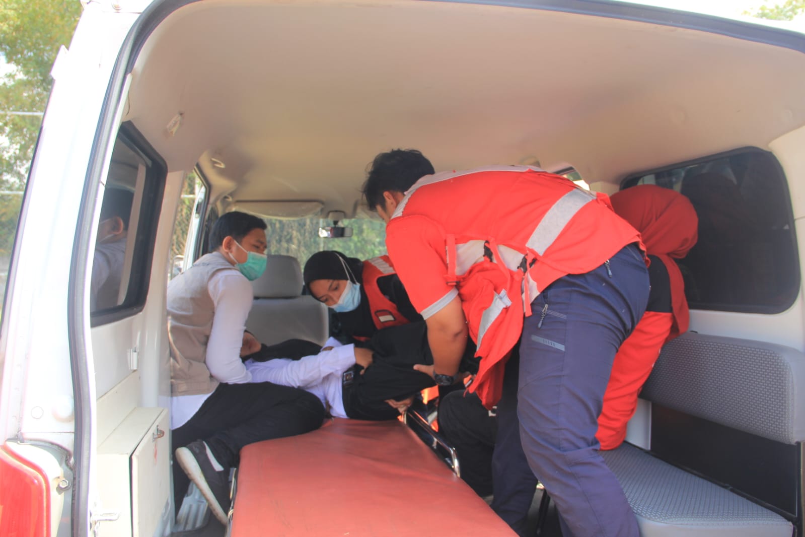 Kawal  3.128 Mahasiswa Baru, KSR PMI Unit UIN KHAS Jember Aktivasi Posko Kesehatan