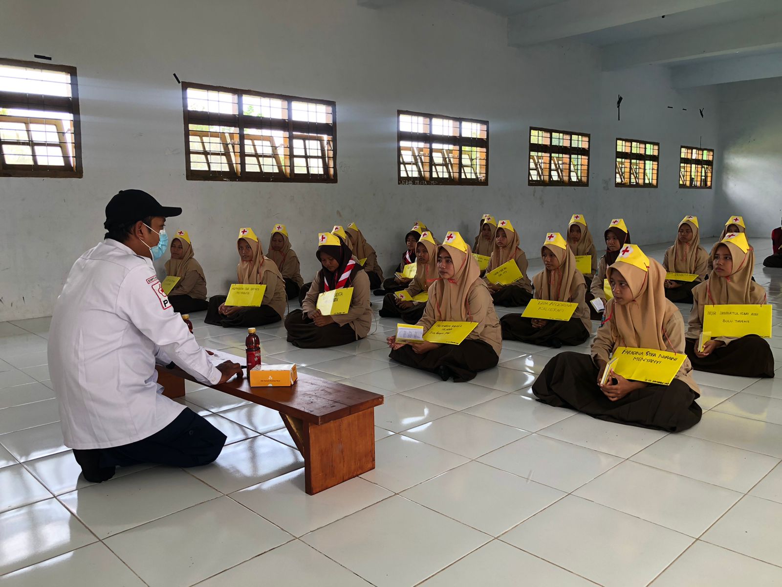 Santri Ponpes Nurul Islam Jember Dibekali Materi Kepalangmerahan