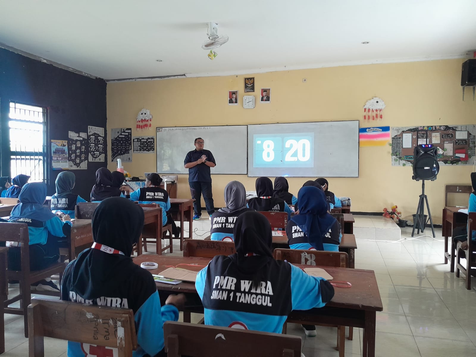 Dari Diklat Kepalangmerahan PMR SMAN 1 Tanggul,  Diberi Bekal Materi Dasar Kepalangmerahan Sampai Diuji Melalui Pos Ujian 