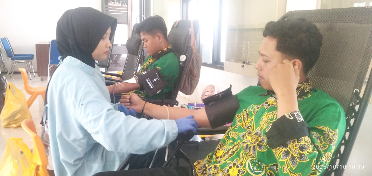 Sambut Hari Santri, IPNU - IPPNU Bersama Kecamatan Panti Aktif Gelar Donor Darah Untuk Jaga Stok Darah Di UDD PMI Jember