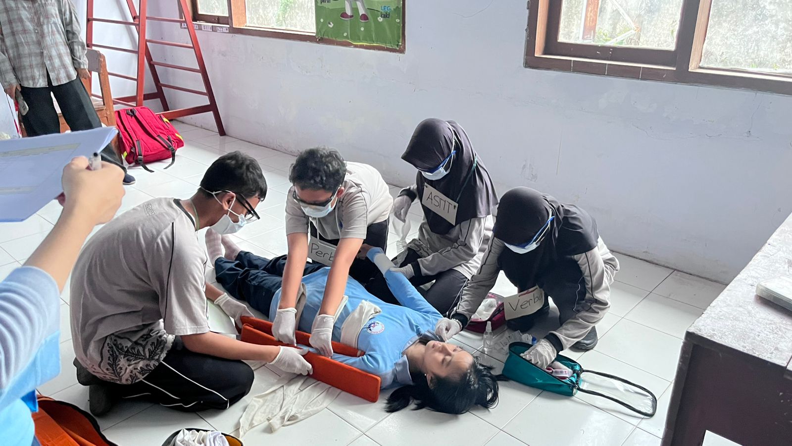 Gembleng Calon Pengurus Baru, PMR Madya SMPN 2 Jember Gelar Orientasi Angkatan Ke-38