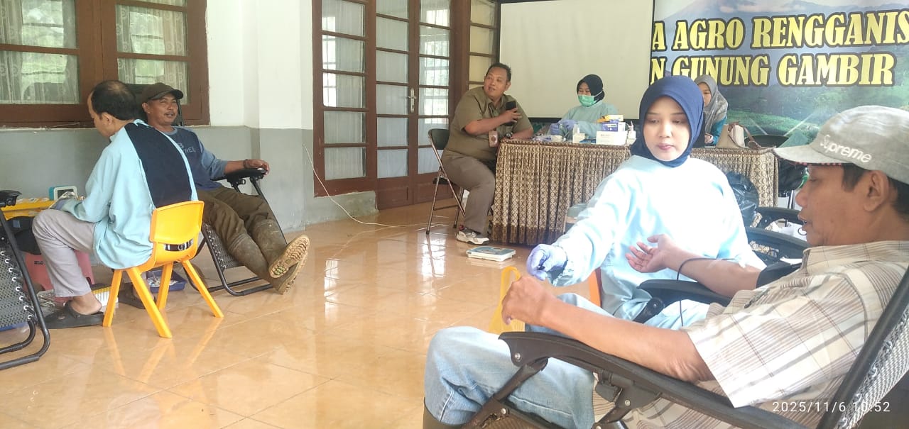 Jelang Hari Pahlawan, Pegawai PTPN Kebun Gunung Gambir Gelar Donor Darah