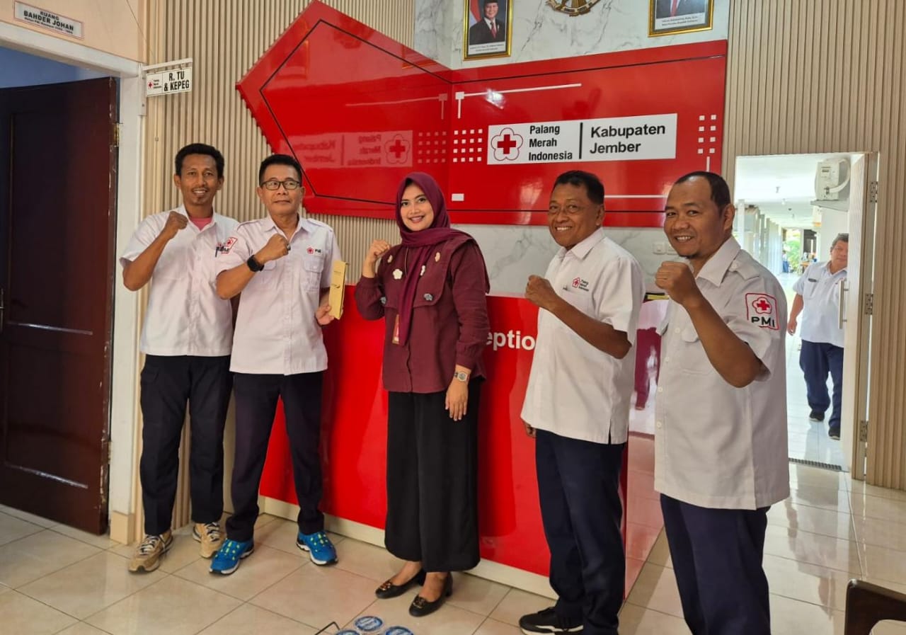 Peduli Kemanusiaan, Bank Jatim Cabang Jember Suport PMI Kab Jember