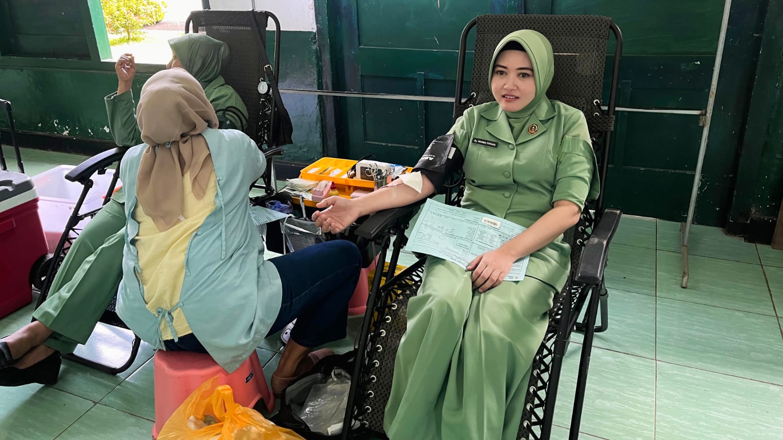 Sambut HUT Ke-80, Persit Secaba Rindam V Brawijaya Jember Gelar Aksi Donor Darah Dua Hari Berturut-turut
