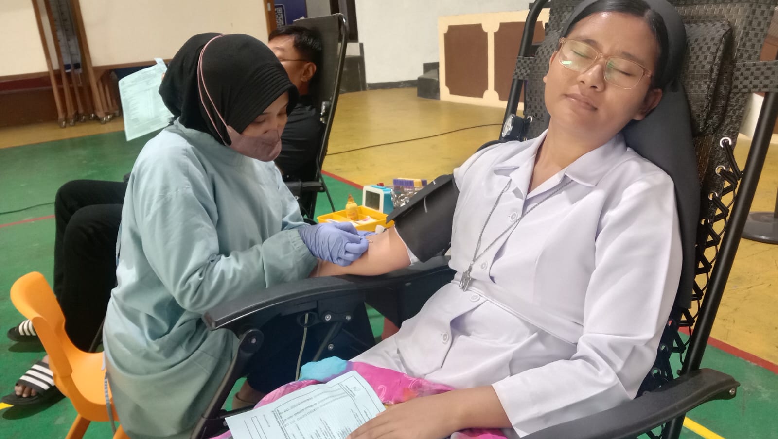 SMAK Santo Paulus Jember Peringati HUT Ke-75 Dengan Aksi Donor Darah, Kumpulkan 24 Kantong