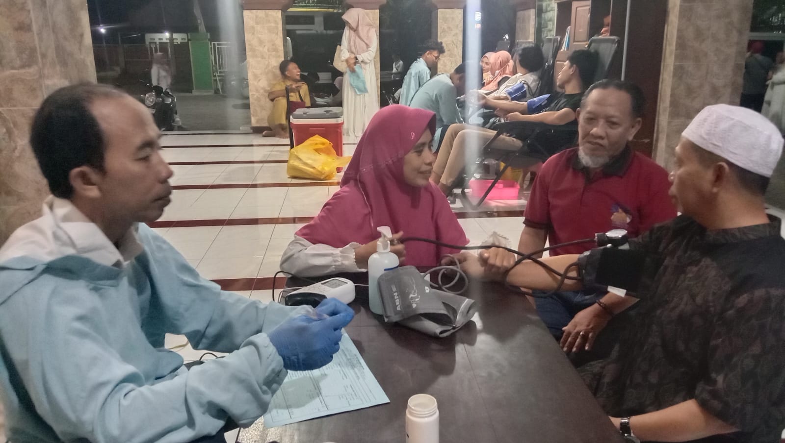 Kolaborasi PMI Dan Puskesmas Ajung Himpun 40 Kantong Darah & Layanan Kesehatan Gratis