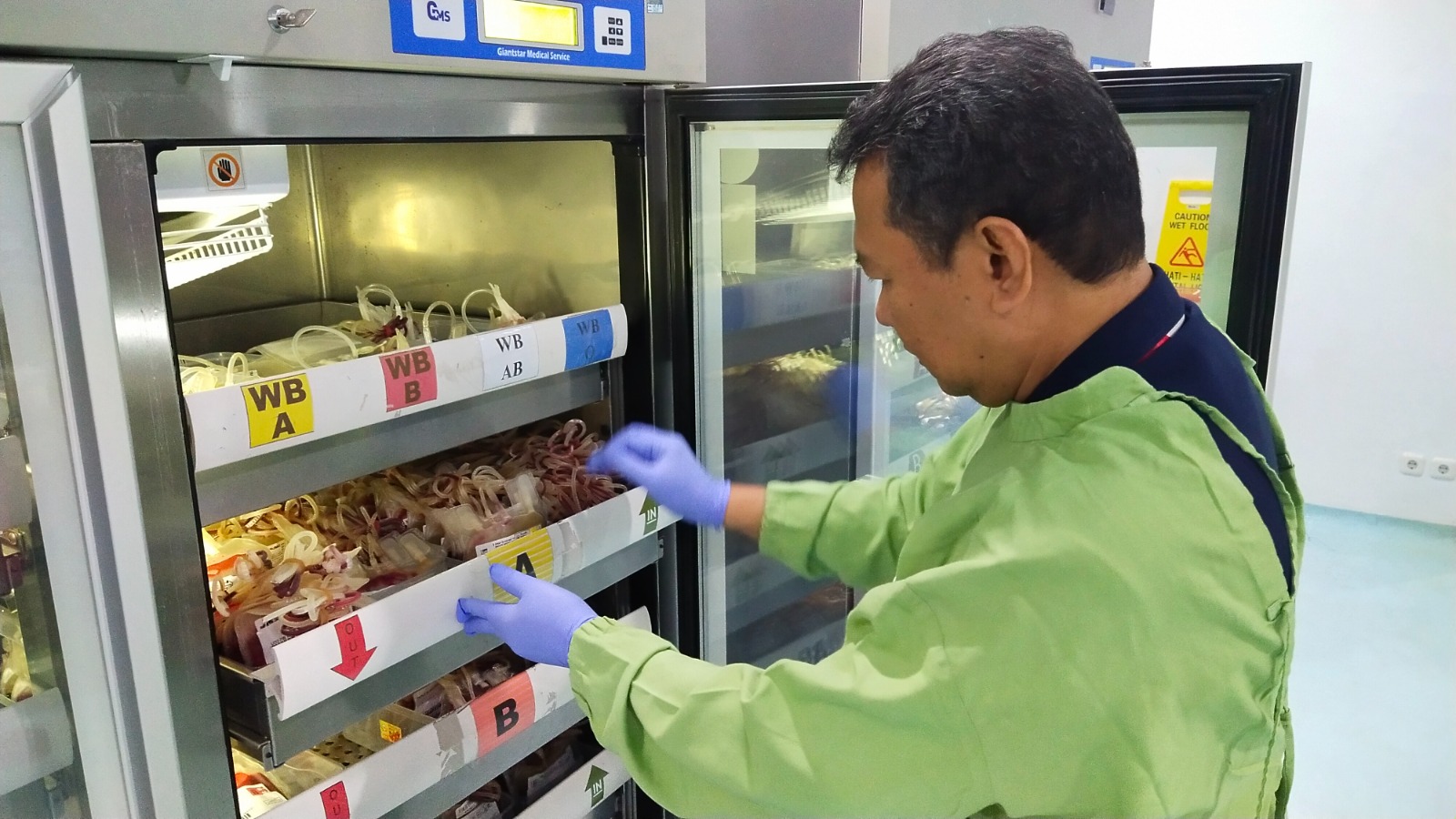 Inovasi Suvenir Jadi Magnet, Donasi Darah Ramadan PMI Jember Tembus 3.000 Kantong