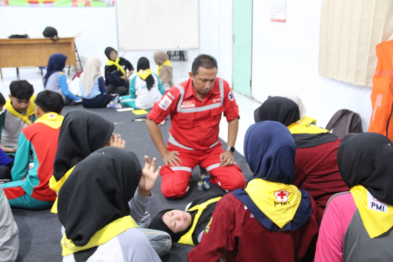 Relawan Muda FORPIS Gelar Latgab Pertolongan Pertama