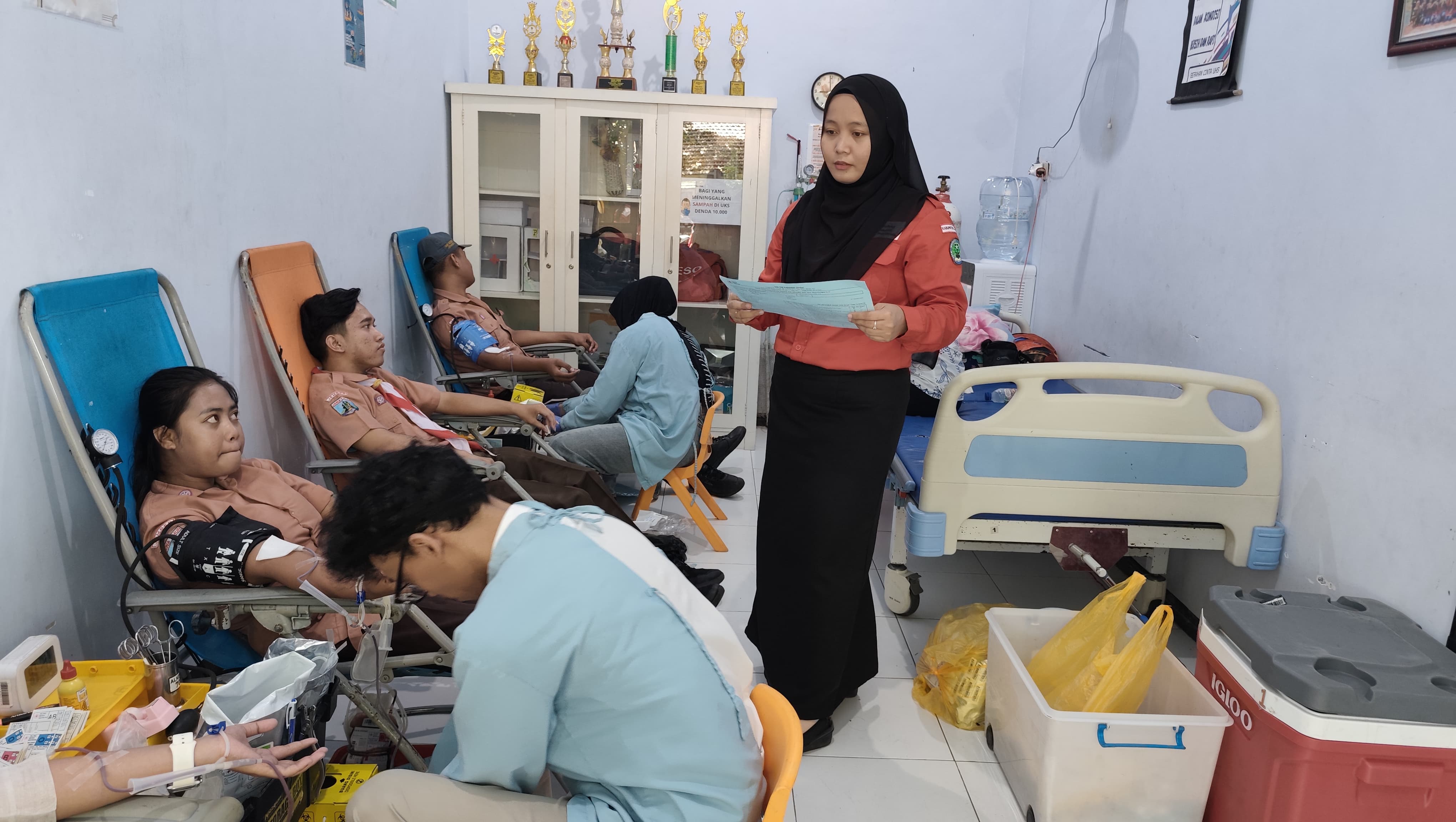 Berkat Sosialisasi Awal, Donor Darah SMKN 1 Jember Memperoleh 22 Kantong Darah