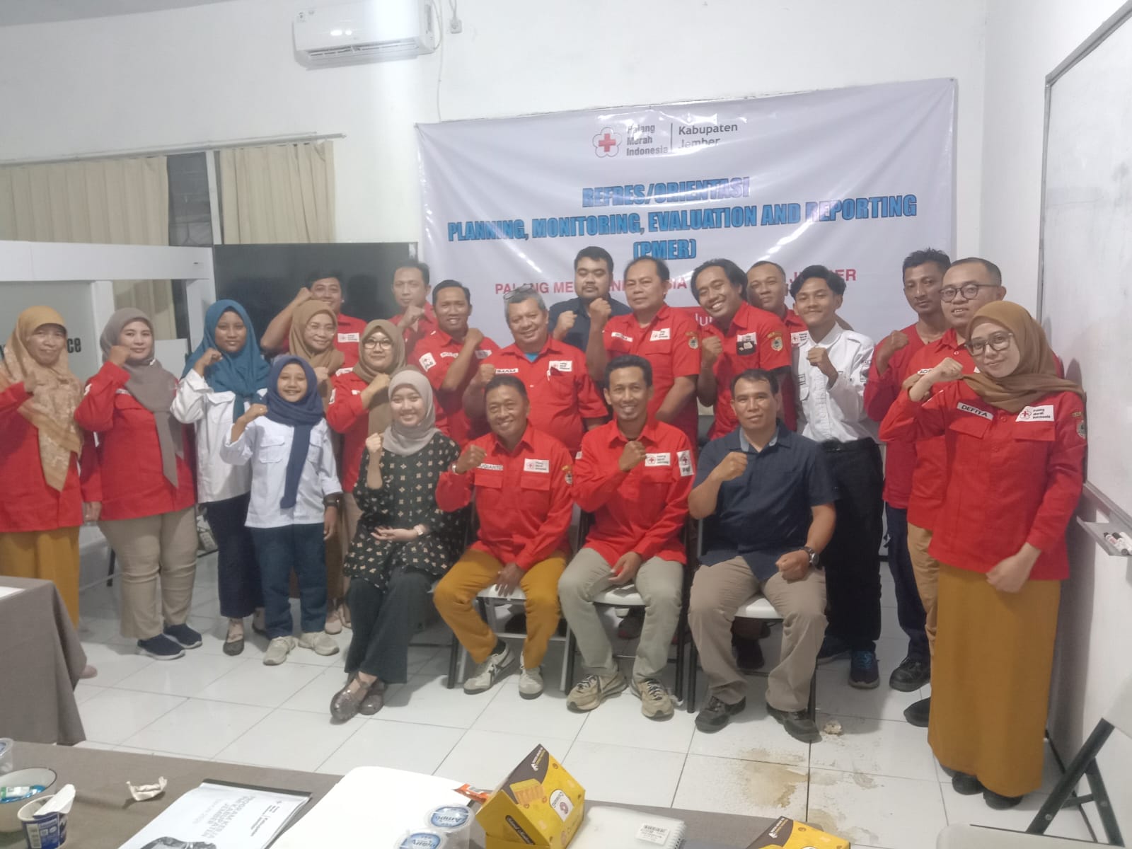 PENGURUS PMI KABUPATEN JEMBER MINTA JAJARAN TINGKATKAN KAPASITAS DAN TERTIB DATABASE USAI ORIENTASI PMER 