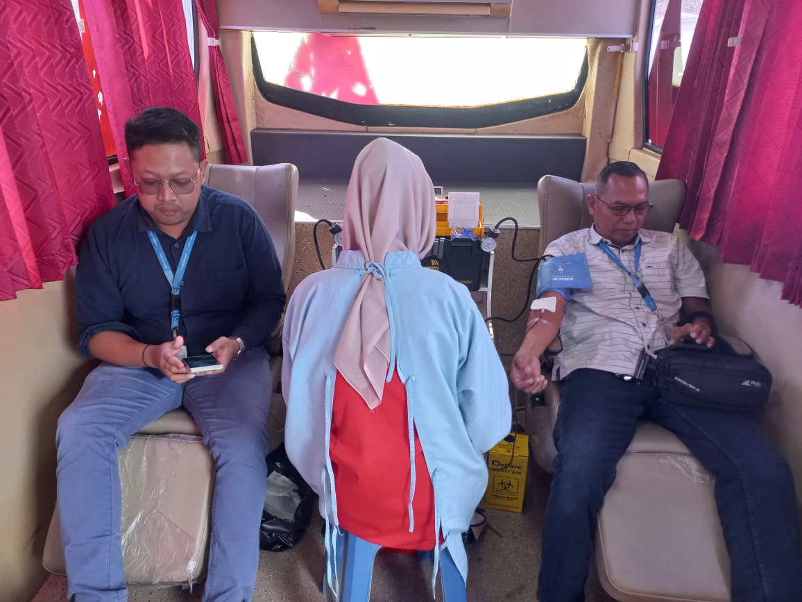 TIAP AKSI MEMBELUDAK, PT INDOMARCO PRISMATAMA SUMBANG 40 KANTONG DARAH KE UDD PMI JEMBER 