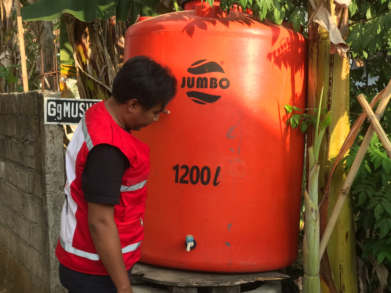Kekeringan Kian Meluas Di Kota, Tim Tanggap Darurat PMI Jember Kembali Asesmen Warga Tegalwatu