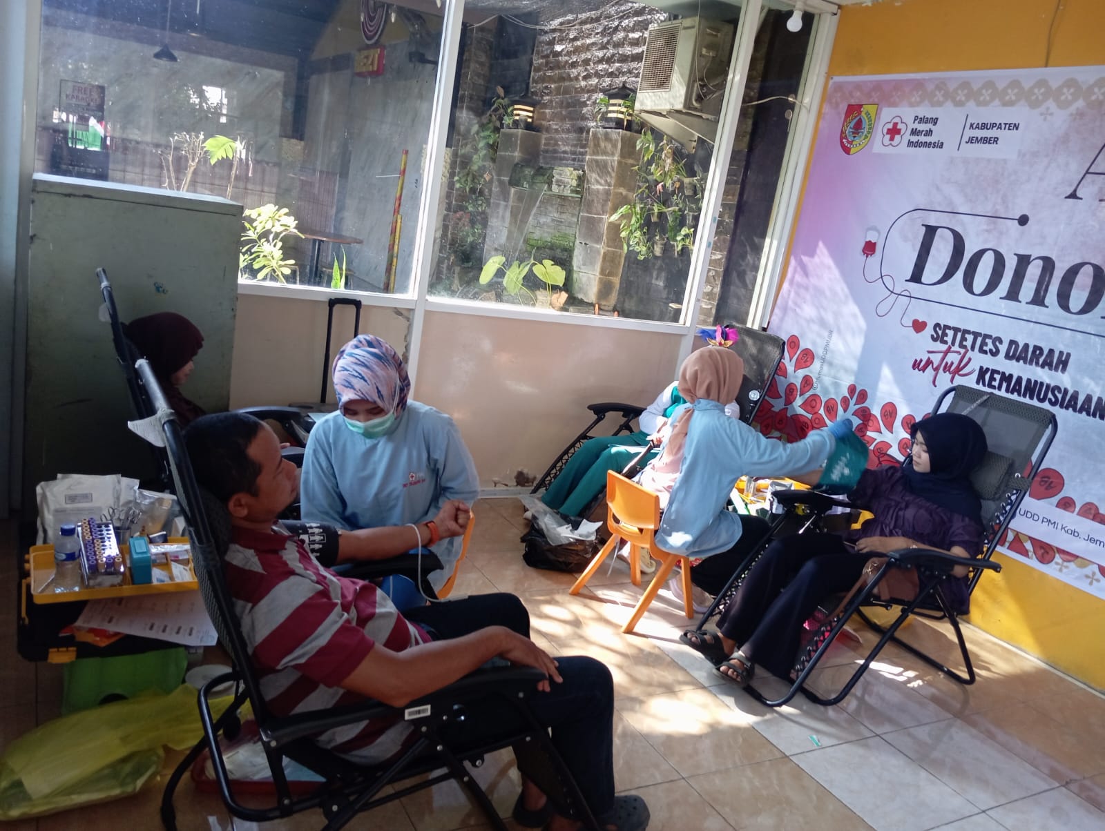 Semangat HUT RI Ke-81, Paguyuban Gus & Ning Ajak Generasi Muda Jember Giatkan Donor Darah