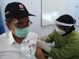 Puluhan Pengurus, Relawan Dan Pegawai PMI Vaksinasi Covid-19