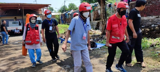 Gembleng Anggota KSR Markas PMI