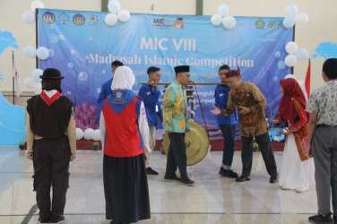 154 Anggota Relawan Muda Dari SMP Dan MTS Di Jember Ramaikan Lomba PMR Tingkat Madya 