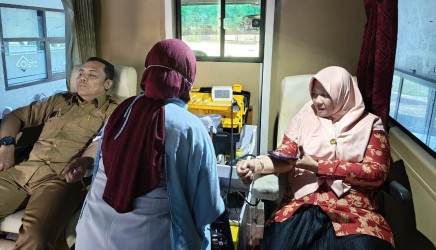 PMR Wira SMKN 2 Jember Sumbang 26 Kantong Darah