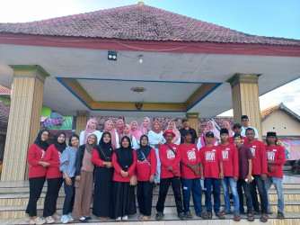 Sinergi Sibat Dan  Pemdes Kepanjen, Dan Komunitas Macan Tutul Bagikan Ratusan Takjil