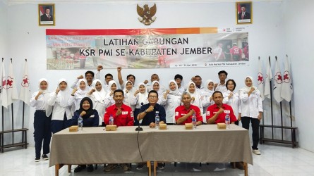 Tingkatkan Kesiapsiagaan Relawan, PMI Jember Gelar Latihan Gabungan