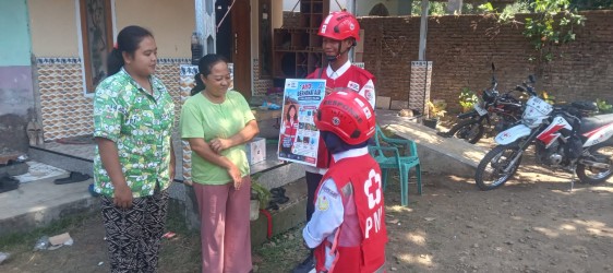 Relawan PMI Door To Door Promosikan Penggunaan Air Bersih Di Dusun Bunder Desa Sumber Pinang