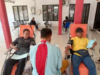 Semangat Agustusan, Ketua PMI Kecamatan Ambulu Sukses Gerakkan Pendonor Hingga Himpun 43 Kantong Darah