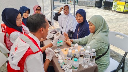 PMI Jember Dukung Muktamar Ke-35 Nahdlatul Ulama, Terjunkan Tim Medis Dan Layanan Relaksasi Gratis Di Jombang