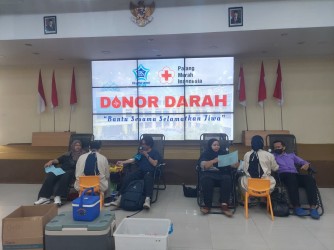 KOMITMEN NYATA KEMANUSIAAN, RS BINA SEHAT JEMBER SUMBANG 45 KANTONG DARAH UNTUK STOK PMI