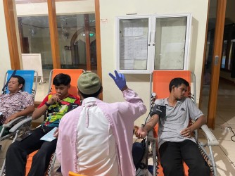 Pemuda Muhammadiyah Cakru  Himpun 33, IPNU-IPPNU Wuluhan Ikut Perkuat Aksi Kemanusiaan Kumpulkan 30 Kantong Darah