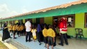 TRAUMA PASCAGEMPA DI TENDA DARURAT: RELAWAN PMI JEMBER IKUT GERAK CEPAT BERI DUKUNGAN PSIKOSOSIAL UNTUK SISWA SDN KABUREA 